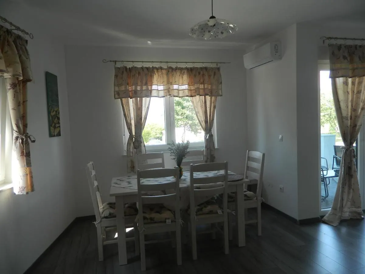 Apartman Linda Medulin Apartment