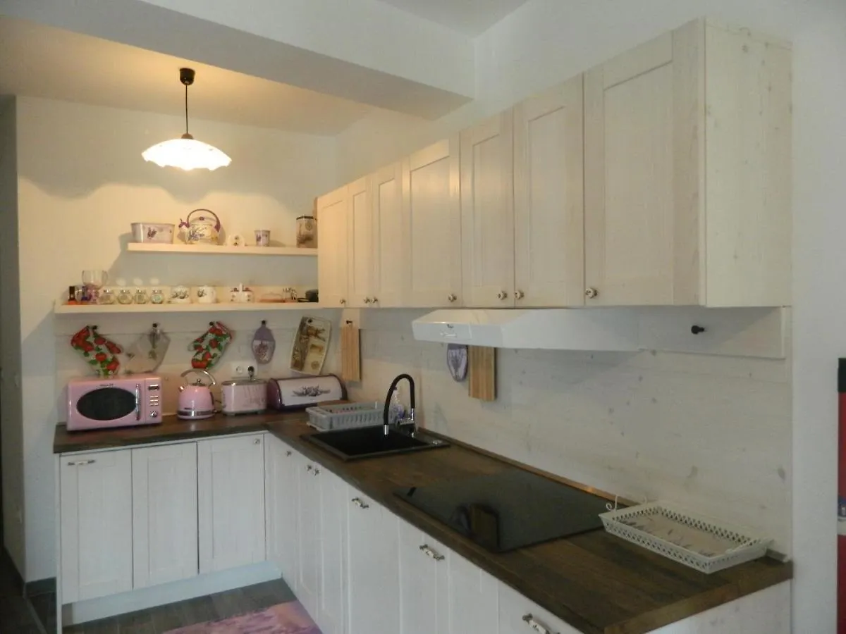 Apartman Linda Medulin Apartment